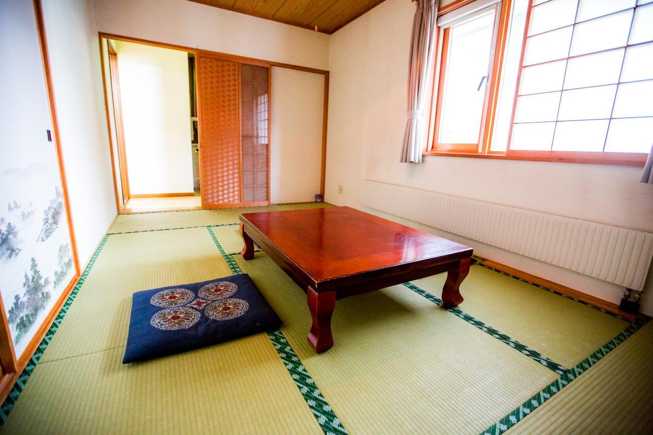 Rusutsu Lodges Pension Lilla Huset Niseko Ngoại thất bức ảnh